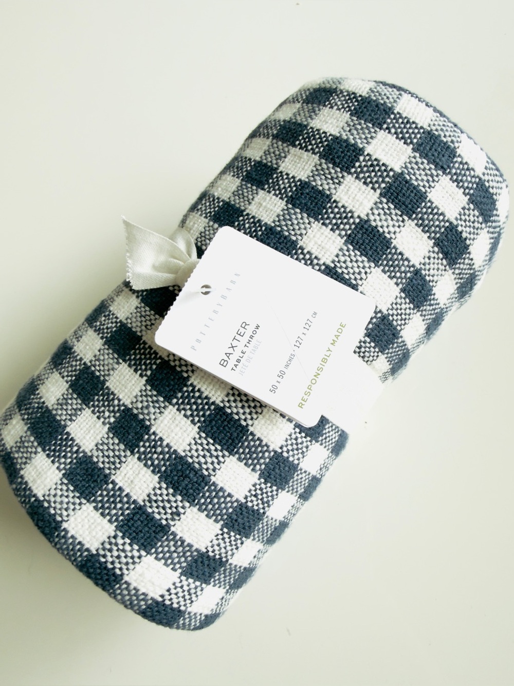 Pottery Barn Baxter Navy Gingham 100% Cotton Table Throw 50” sq, NWT, Retail $79